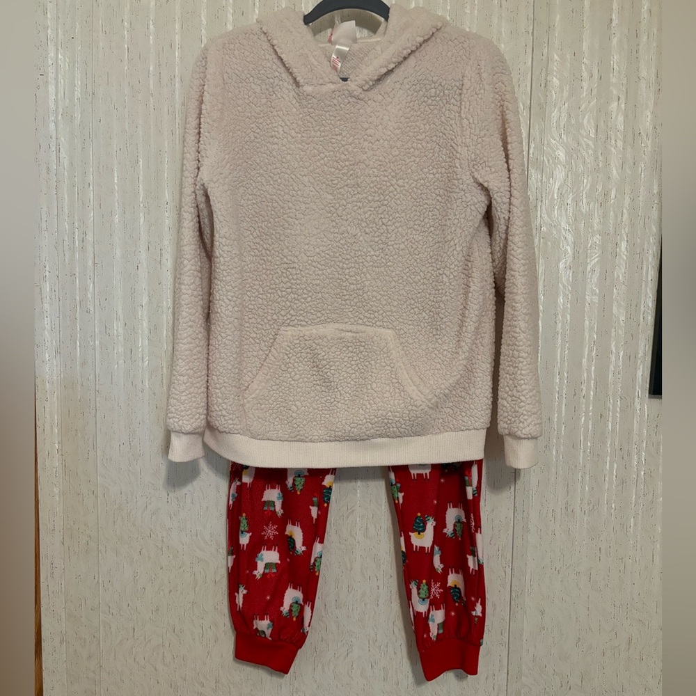 Wondershop Cream and Red Pajama Set